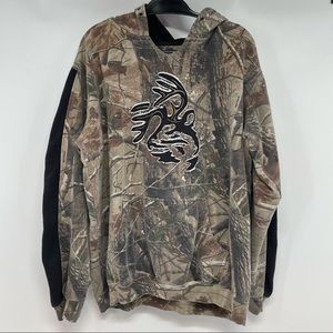 Legendary Whitetails Men’s 2XLT Hoodie Pullover  Camo Kangaroo Pocket Outfitter